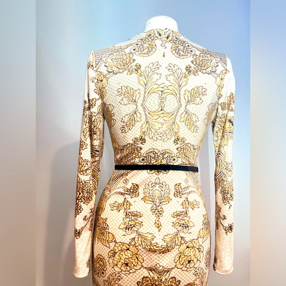 TIFFANYSLABEL IVORY/GOLD/BLACK VINTAGE STYLE DRESS WITH BLACK EMBROIDERED TRIM - Picture 5 of 9